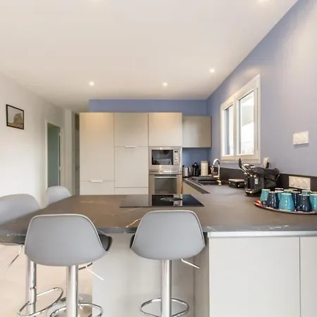 Holiday home La Suretiere *